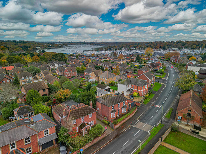 4 Bedroom Detached House For Sale In Swanwick Lane, Lower Swanwick, SO31