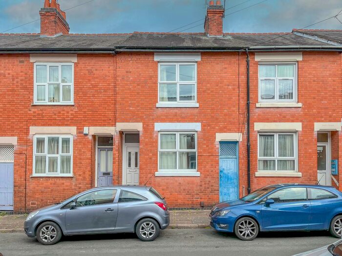4 Bedroom Terraced House To Rent In Lytham Road, Leicester, LE2