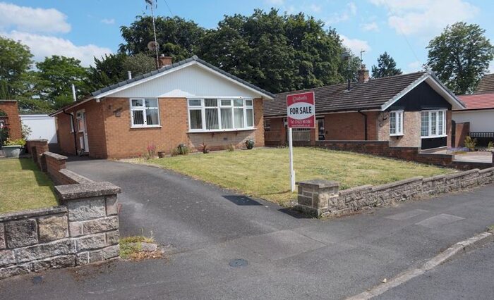 3 Bedroom Bungalow For Sale In Manor Close, Boughton, Newark, NG22