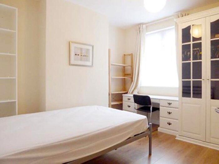 4 Bedroom House To Rent In Lottie Road, Birmingham, B29