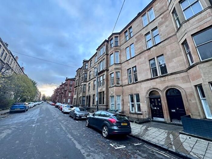2 Bedroom Flat To Rent In Kersland Street, Glasgow, G12