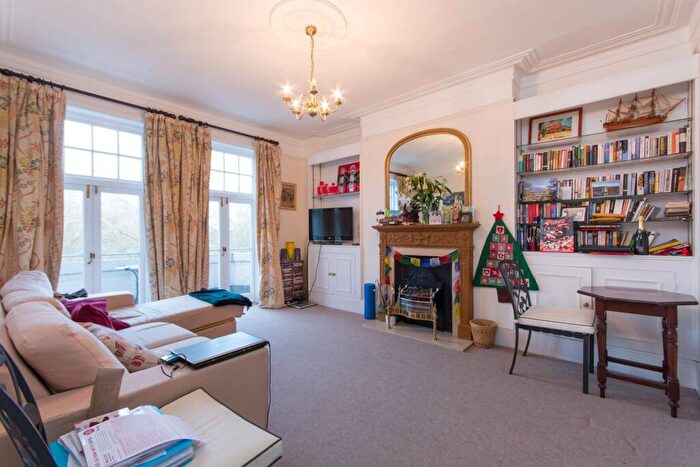 1 Bedroom Flat To Rent In Prince Of Wales Drive, Prince Of Wales Drive, London, SW11