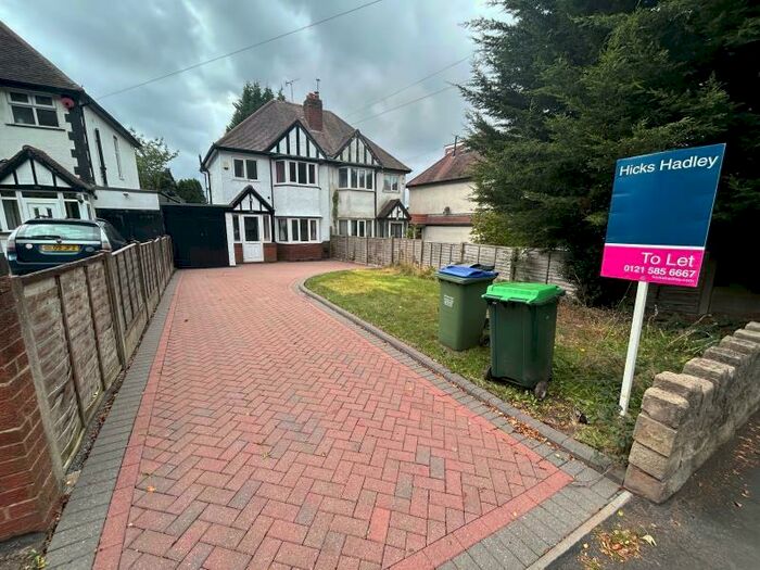 3 Bedroom Semi-Detached House To Rent In Harborne Rd, Oldbury, West Midlands, B68