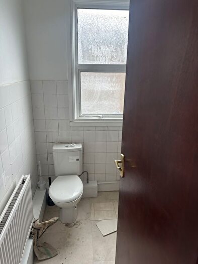 1 Bedroom Flat To Rent In Hither Green Lane, London, SE13