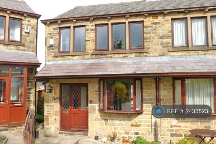 3 Bedroom Semi-Detached House To Rent In Fountain Court, Halifax, HX2
