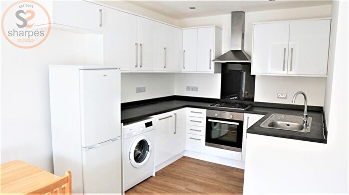 2 Bedroom Flat To Rent In Haydons Road, Wimbledon, London, SW19