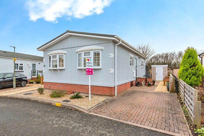 2 Bedroom Mobile/park Home For Sale In Allington Gardens, Allington, Grantham, NG32