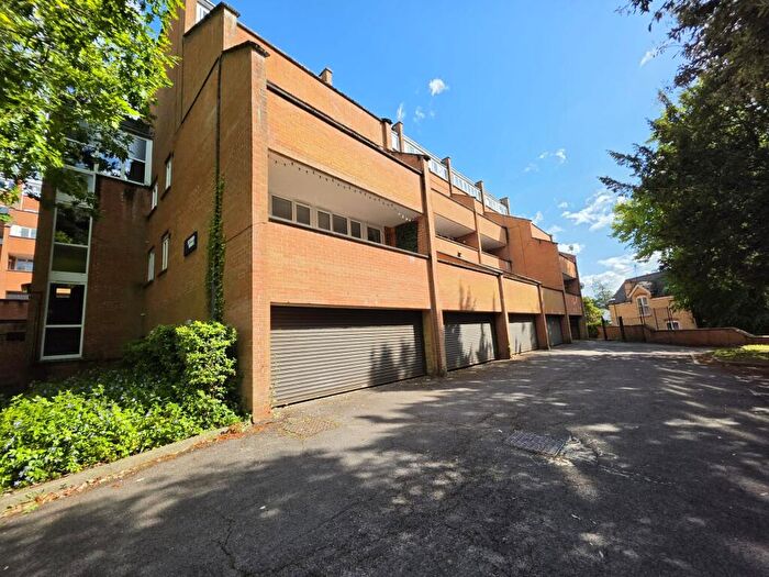 1 Bedroom Flat For Sale In Flat, Jefford House, Copplestone Drive, Exeter, EX4