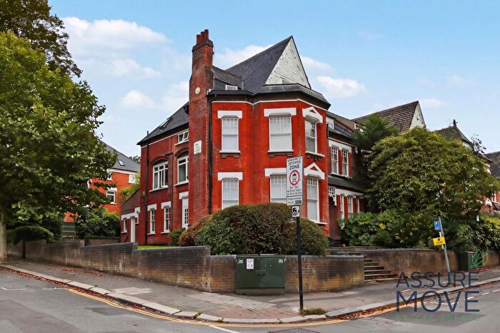 1 Bedroom Flat To Rent In Haslemere Road, London, N8
