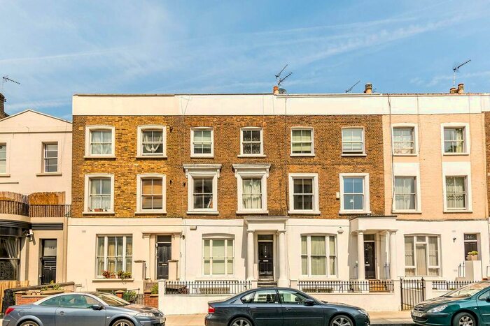 1 Bedroom Flat To Rent In Westbourne Park Road, Notting Hill, London, W11