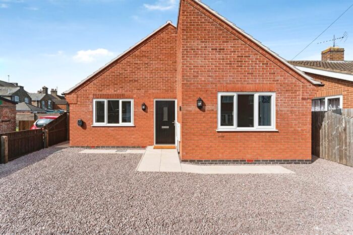 2 Bedroom Detached Bungalow For Sale In Silver Street, March, PE15