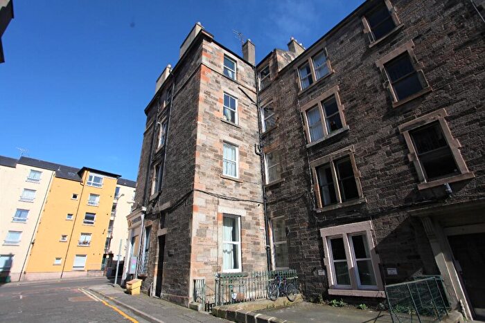 2 Bedroom Flat To Rent In Glen Street, Tollcross, Edinburgh, EH3