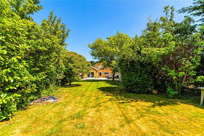 4 Bedroom Detached House For Sale In Leighton Road, Northall, Buckinghamshire, LU6
