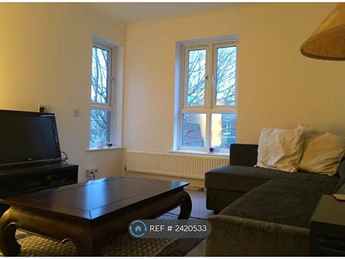 1 Bedroom Flat To Rent In Wheatsheaf Lane, London, SW6