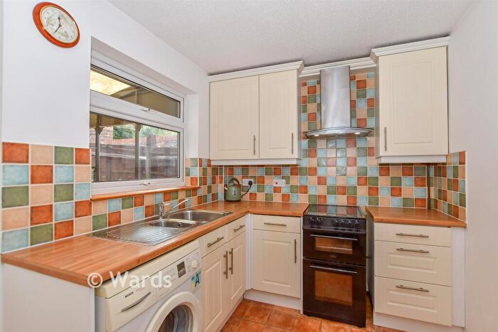 2 Bedroom End Of Terrace House For Sale In Sherbourne Drive, Barming, Maidstone, Kent, ME16
