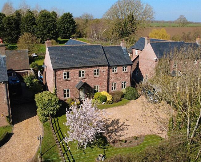 5 Bedroom Detached House For Sale In Main Street, Old Weston, PE28