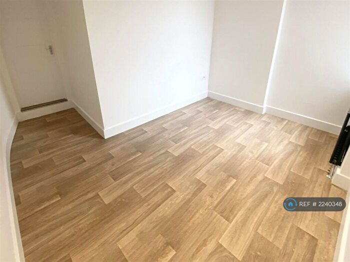 1 Bedroom Maisonette To Rent In Clarendon Road, Luton, LU2