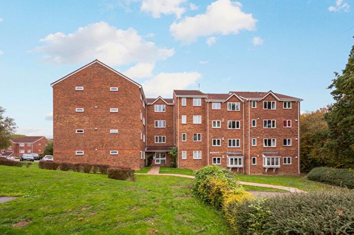 2 Bedroom Flat To Rent In Percy Gardens, Worcester Park, KT4