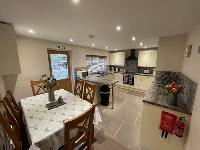 3 Bedroom End Of Terrace House For Sale In Rock Terrace, Llanarmon Dyffryn Ceiriog, LL20