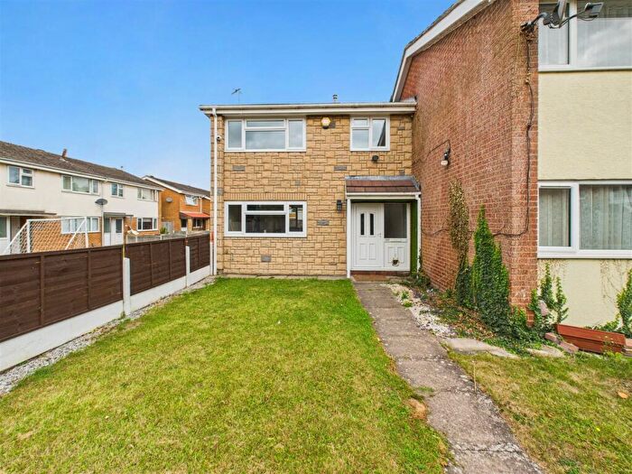 3 Bedroom End Of Terrace House To Rent In Boxley Drive, West Bridgford, Nottingham, NG2