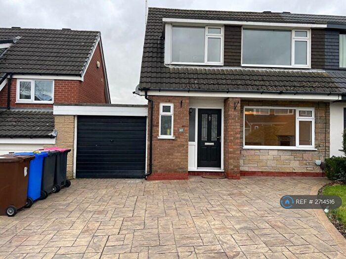 3 Bedroom Semi-Detached House To Rent In Birchfield Drive, Worsley, Manchester, M28