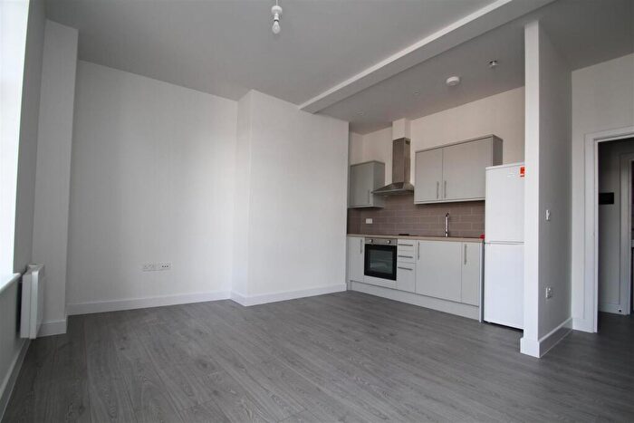1 Bedroom Apartment To Rent In High Street, Epping, CM16