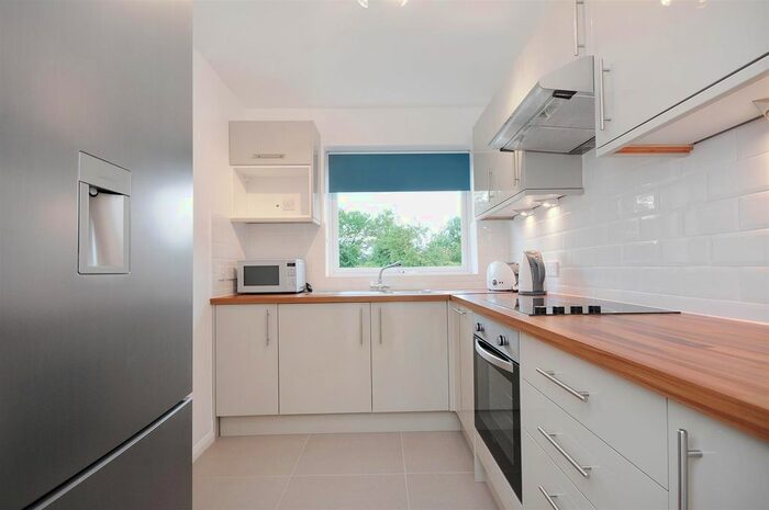 1 Bedroom Flat To Rent In Perivale Lane, Perivale, UB6