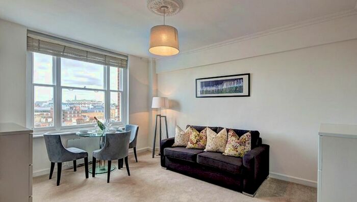 1 Bedroom Flat To Rent In Hill Street, Mayfair, W1J