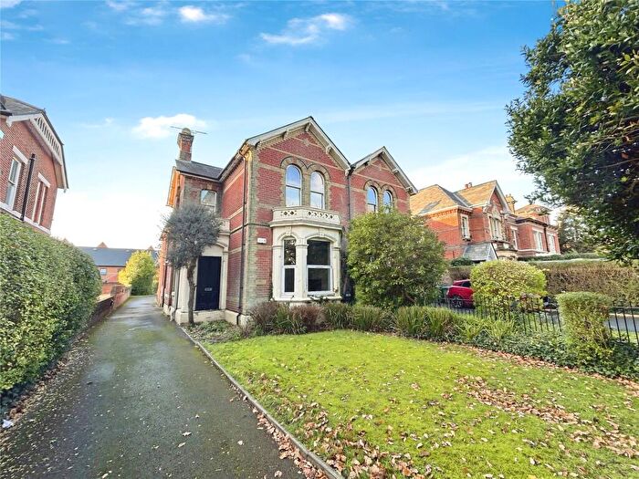 2 Bedroom Flat To Rent In Cavendish Grove, Southampton, Hampshire, SO17