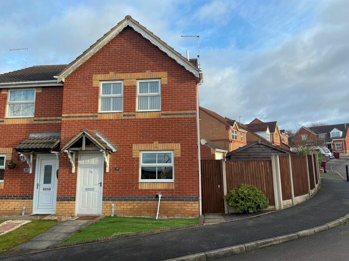 3 Bedroom Semi-Detached House To Rent In Merlin Avenue, Bolsover, Chesterfield S44