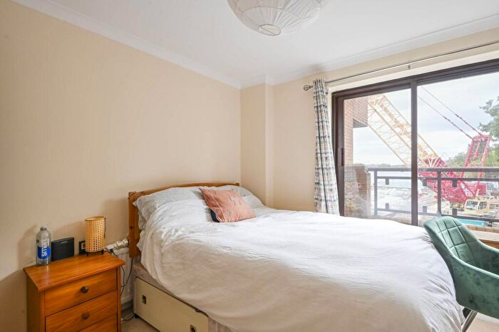 2 Bedroom Flat For Sale In Freetrade Wharf, Wapping, London, E1W