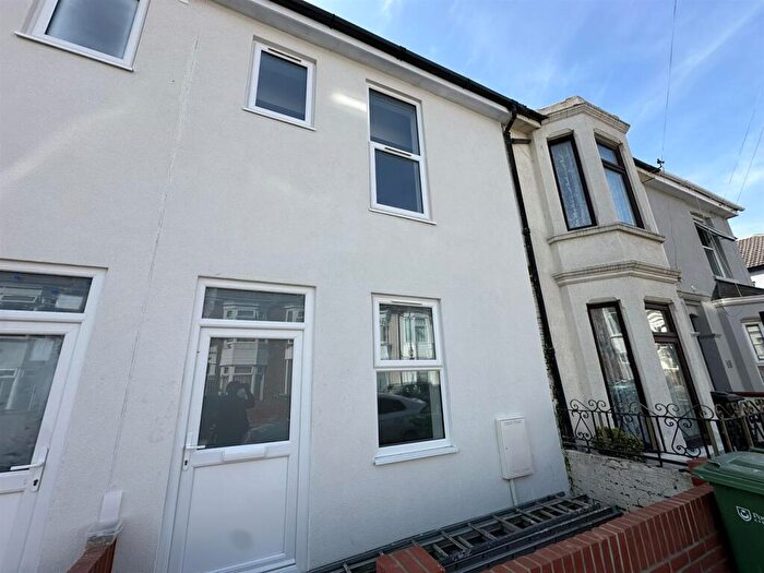 4 Bedroom House To Rent In Delamere Road, Southsea, PO4