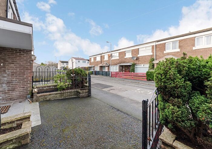 3 Bedroom Terraced House For Sale In Ashmount Park, Lisburn, County Antrim, BT27
