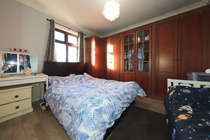 2 Bedroom Detached House For Sale In Bushbury Road, Fallings Park, Wolverhampton, WV10