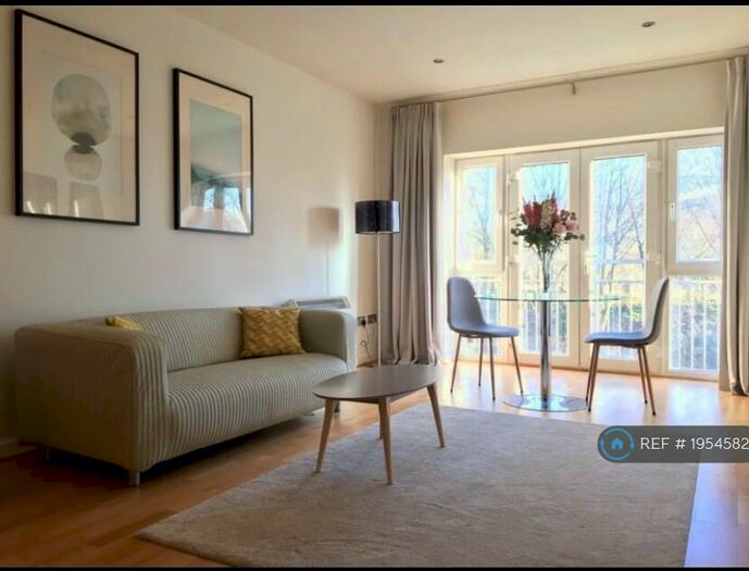 1 Bedroom Flat To Rent In The River Buildings, Leicester, LE3