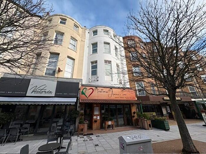 2 Bedroom Flat To Rent In Terminus Road, Eastbourne, BN21