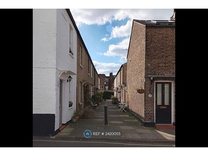 2 Bedroom Terraced House To Rent In Lancaster Cottages, Richmond Upon Thames, TW10