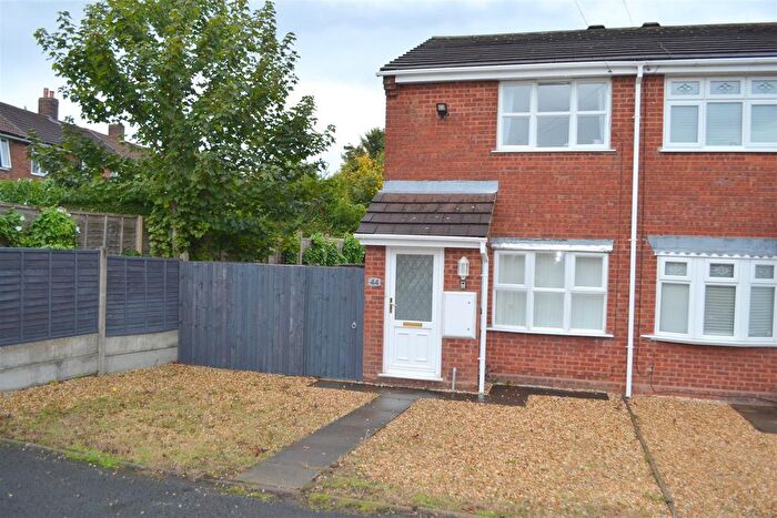 2 Bedroom End Of Terrace House To Rent In Beacon Street, Bilston, WV14
