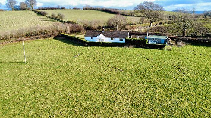 3 Bedroom Farm For Sale In Tynreithyn, Tregaron, SY25
