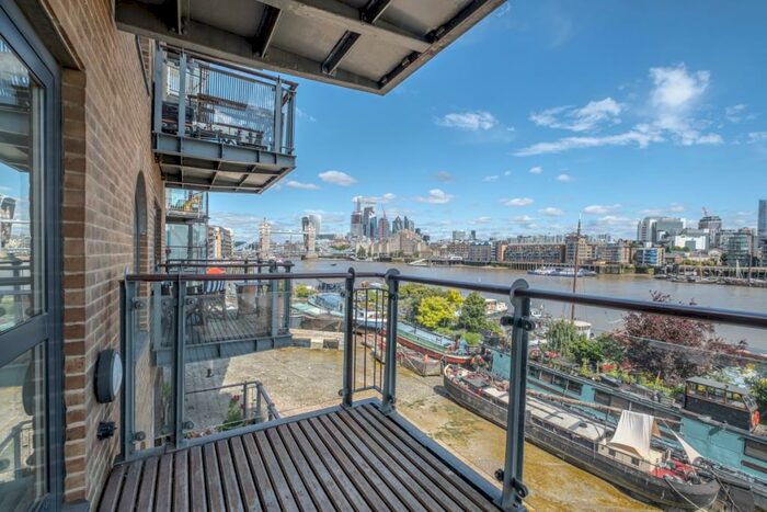 2 Bedroom Flat To Rent In Bermondsey Wall West London, SE16