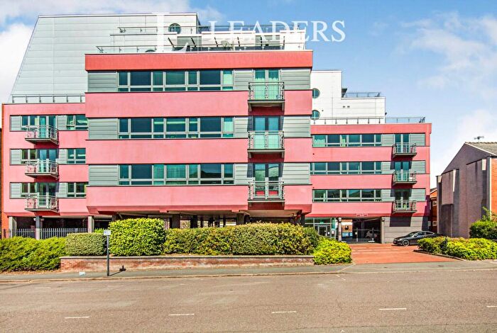 2 Bedroom Flat To Rent In Regency House, Queens Road, Coventry, CV1