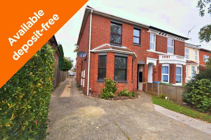 1 Bedroom Flat To Rent In Winchester Road, Shirley, Southampton SO16