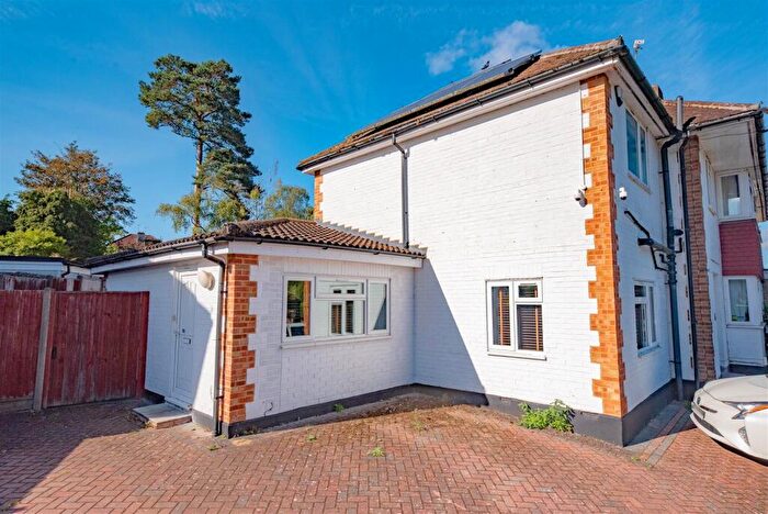 1 Bedroom Apartment To Rent In Diamond Ridge, Camberley, GU15