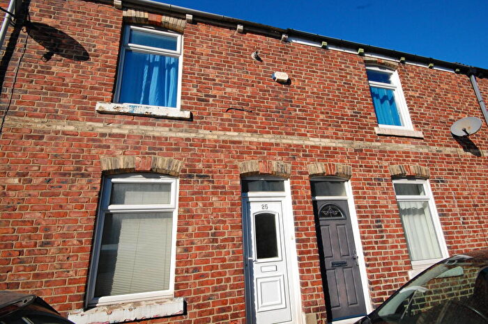 2 Bedroom Terraced House To Rent In Young Street, Gilesgate, Durham, DH1