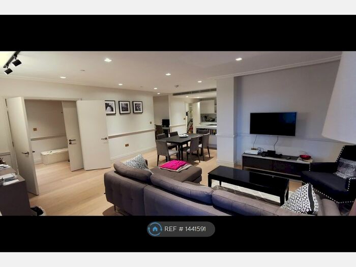 2 Bedroom Flat To Rent In Crisp Road, London, W6