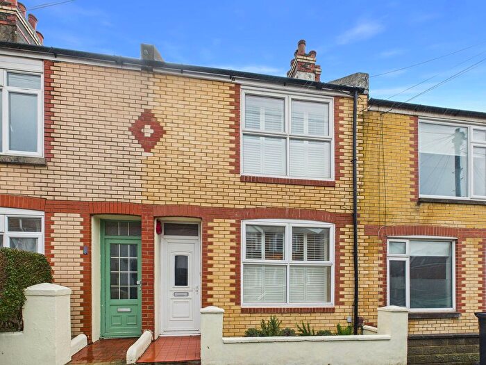 2 Bedroom Terraced House For Sale In Bolsover Road, Hove, BN3