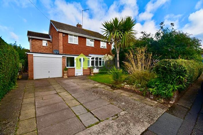 4 Bedroom Detached House To Rent In Whittlebury Close, Kingsthorpe, Northampton, NN2