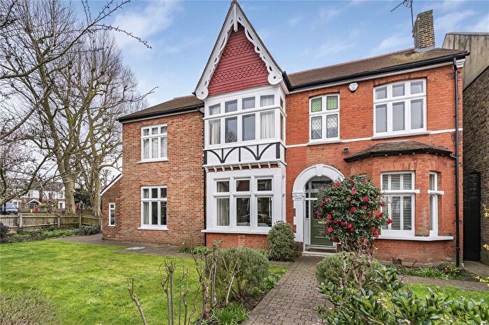 5 Bedroom Detached House For Sale In St. Stephens Avenue, London, W13