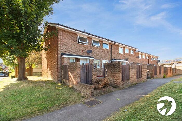 1 Bedroom Maisonette To Rent In St. Benedicts Avenue, Gravesend, Kent, DA12