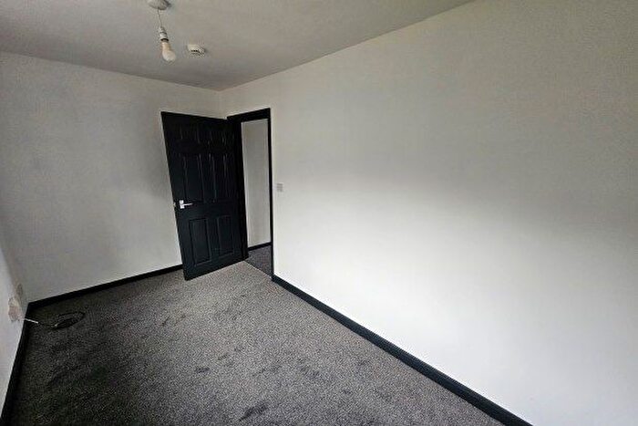 2 Bedroom Flat To Rent In Quinton, Birmingham, B32